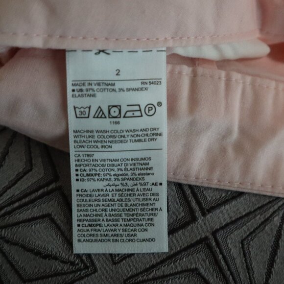 Old Navy | Pink Chino Shorts, Size 2 - Picture 6 of 6